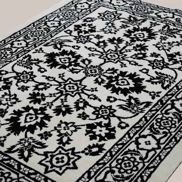 قالیچه گل فرنگ
