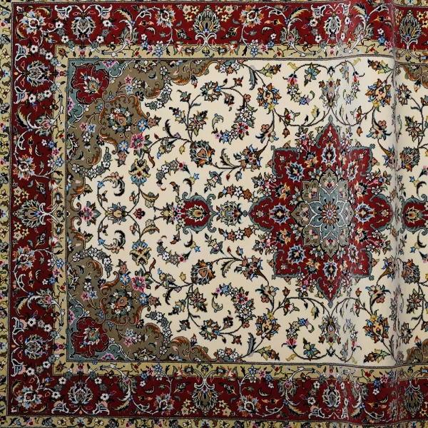 قالیچه کرک گل ابریشم طرح تقدیسی