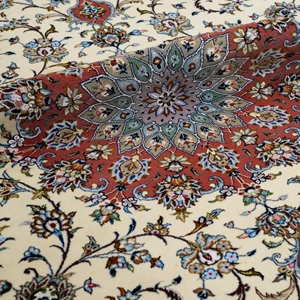 9 متری