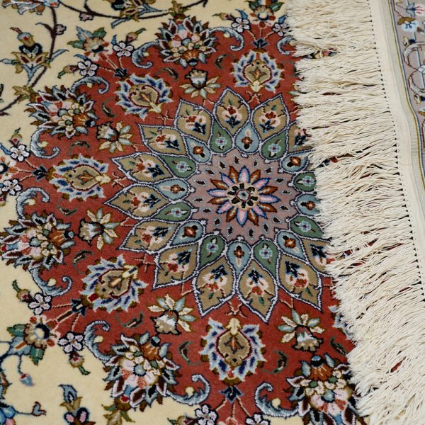 9 متری گل ابریشم طرح لچک ترنج