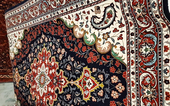 فرش دستباف قم